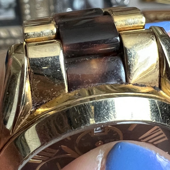 Michael Kora Tortoise Bracelet Watch - Picture 6 of 6